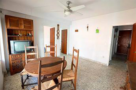 2 værelses lejlighed i Fuengirola til salg living room